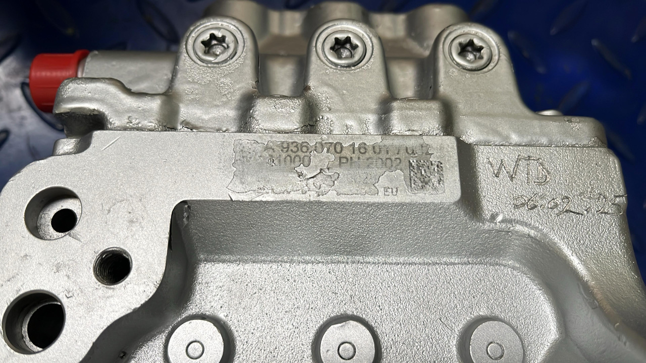 Mercedes Atego Arocs Euro 6 High Pressure Pump OM936 - Kütusepump - Veoauto: pilt 5 Mercedes Atego Arocs Euro 6 High Pressure Pump OM936 - Kütusepump - Veoauto: pilt 5