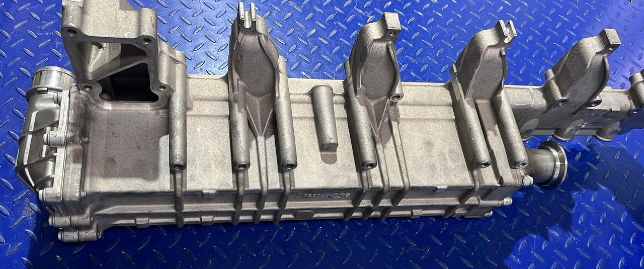 Mercedes Benz EGR ACTROS MP4 A4711406775 - Väljalaskesüsteem - Veoauto: pilt 2 Mercedes Benz EGR ACTROS MP4 A4711406775 - Väljalaskesüsteem - Veoauto: pilt 2