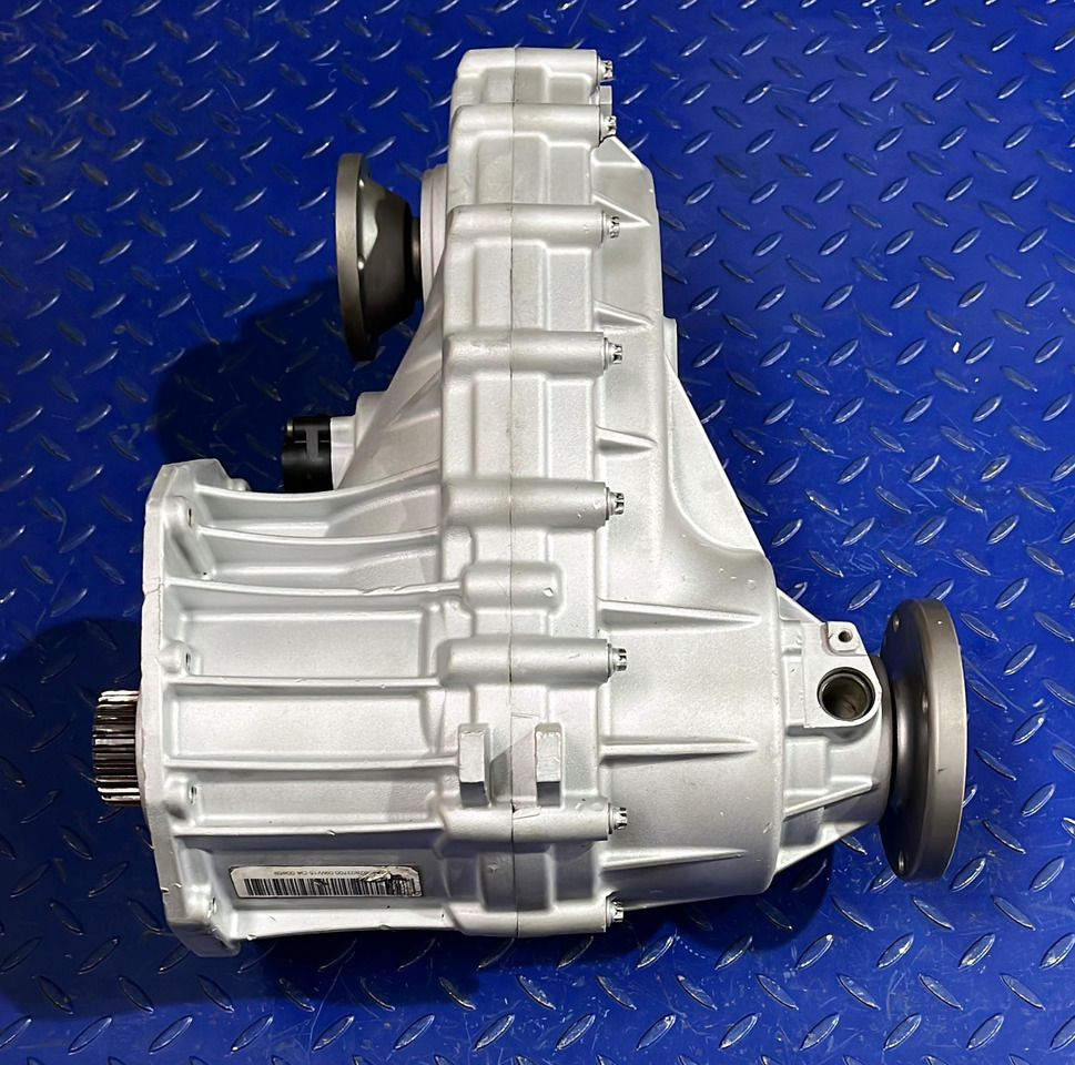 Mercedes Benz Sprinter W906 Transfer Case A9062803700 - Jõuülekanne: pilt 4 Mercedes Benz Sprinter W906 Transfer Case A9062803700 - Jõuülekanne: pilt 4