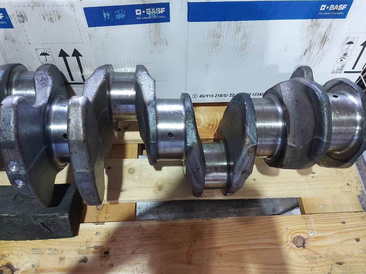 Mercedes Crankshaft OM473 Euro 6 - Väntvõll: pilt 4 Mercedes Crankshaft OM473 Euro 6 - Väntvõll: pilt 4