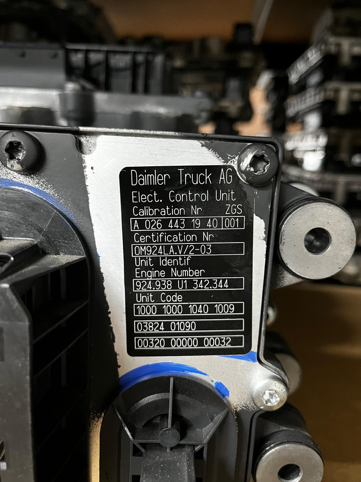 Mercedes ECU PLD OM924 - Mootori juhtimisseade: pilt 2 Mercedes ECU PLD OM924 - Mootori juhtimisseade: pilt 2