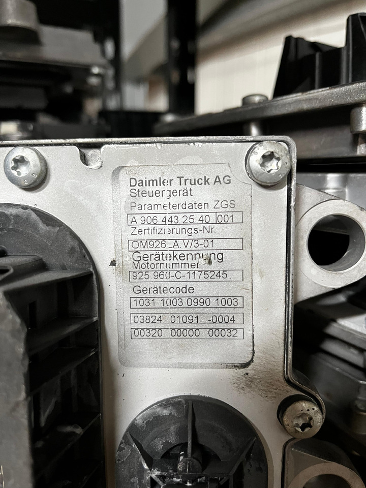 Mercedes ECU PLD OM926 - Mootori juhtimisseade: pilt 2 Mercedes ECU PLD OM926 - Mootori juhtimisseade: pilt 2
