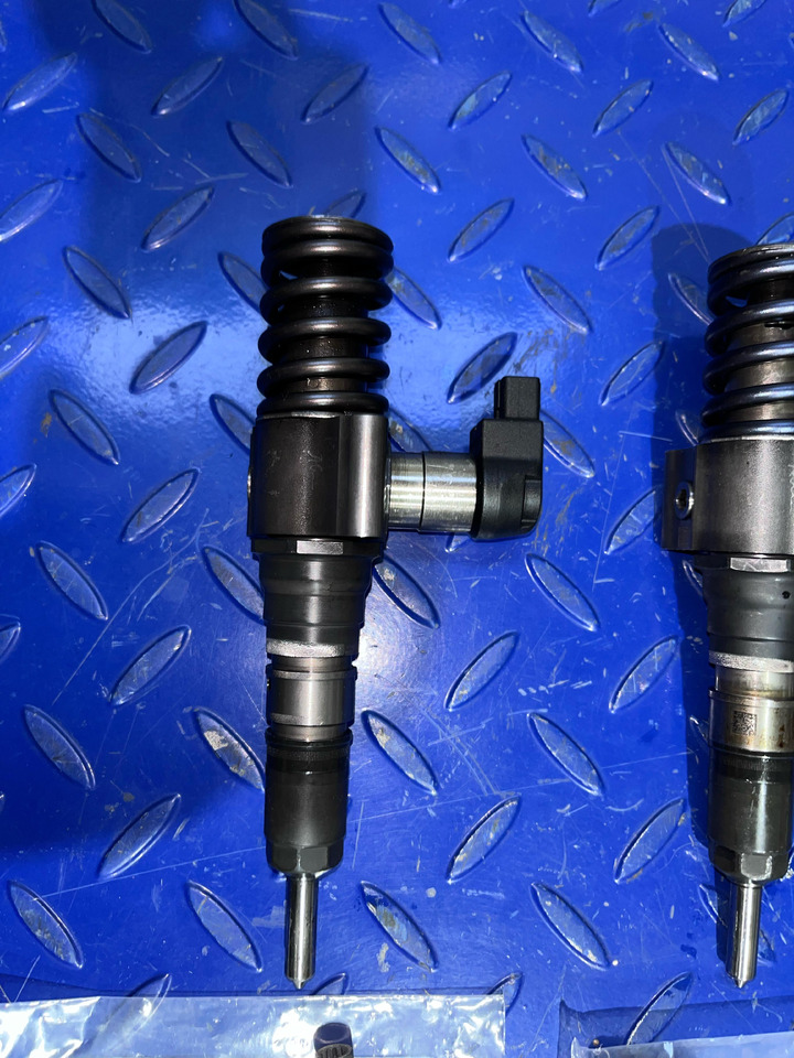 VW Injector VW Passat B6 - Sissepritse: pilt 2 VW Injector VW Passat B6 - Sissepritse: pilt 2