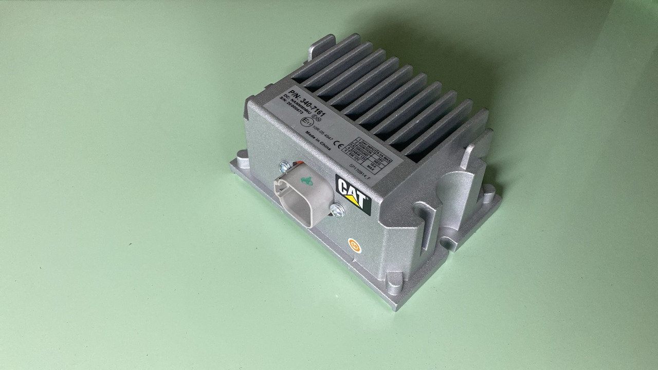 CATERPILLAR 340-7161: 24 Volt to 12 Volt Power Converter - Varuosa - Ekskavaator: pilt 2 CATERPILLAR 340-7161: 24 Volt to 12 Volt Power Converter - Varuosa - Ekskavaator: pilt 2