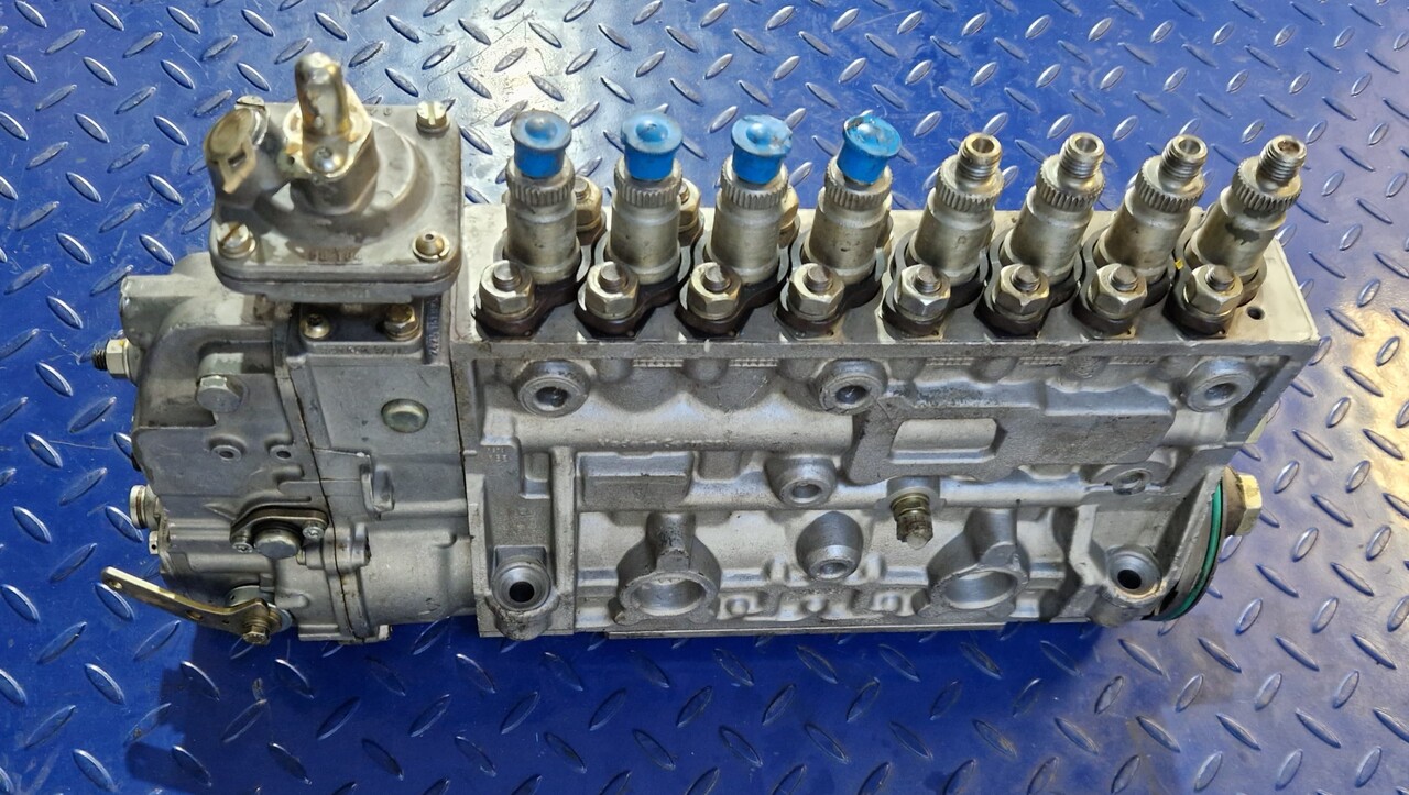 Liebherr INJECTION PUMP 0401818717 - Varuosa - Ehitusmasinad: pilt 4 Liebherr INJECTION PUMP 0401818717 - Varuosa - Ehitusmasinad: pilt 4