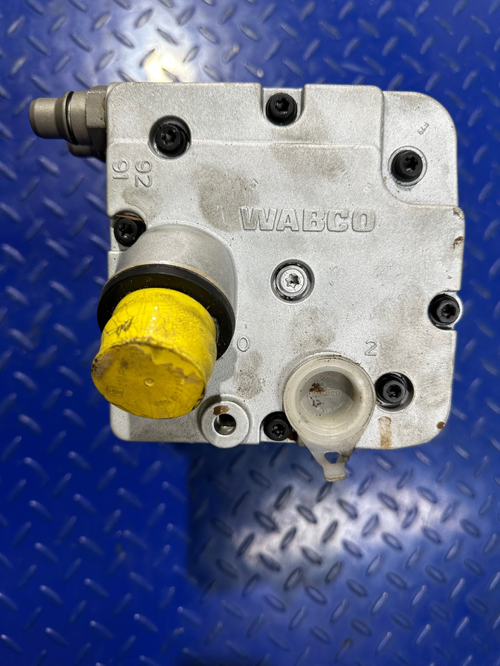 Mercedes Atego 3 Euro 6 Wabco Air Compressor A0011307615 - Varuosa - Veoauto: pilt 3 Mercedes Atego 3 Euro 6 Wabco Air Compressor A0011307615 - Varuosa - Veoauto: pilt 3