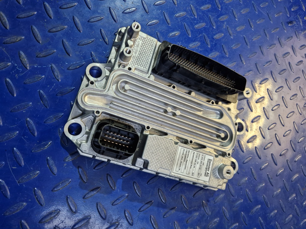 Mercedes Benz Actros MP4 ACM2.1 control unit A0004466754 - Varuosa - Muu seadmestik: pilt 5 Mercedes Benz Actros MP4 ACM2.1 control unit A0004466754 - Varuosa - Muu seadmestik: pilt 5