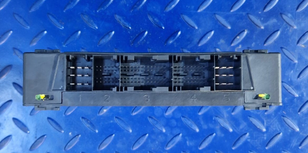 Mercedes CPC3 Actros MP4 A0044465602 - Varuosa - Veoauto: pilt 2 Mercedes CPC3 Actros MP4 A0044465602 - Varuosa - Veoauto: pilt 2