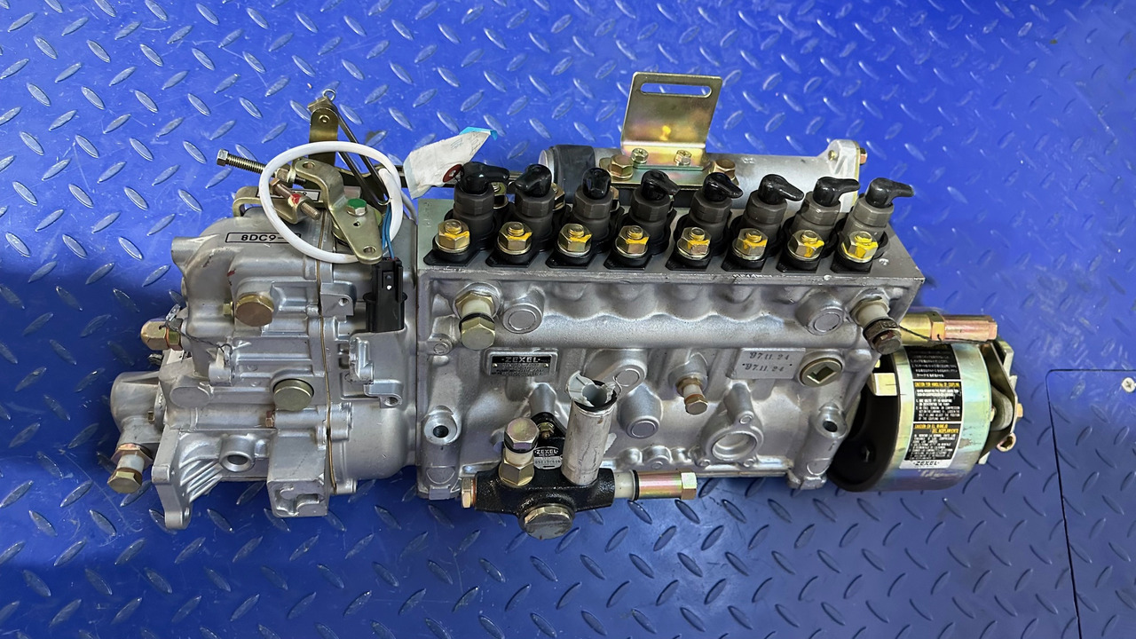 Zexel Injection Pump 106873-7280 - Varuosa - Veoauto: pilt 1 Zexel Injection Pump 106873-7280 - Varuosa - Veoauto: pilt 1