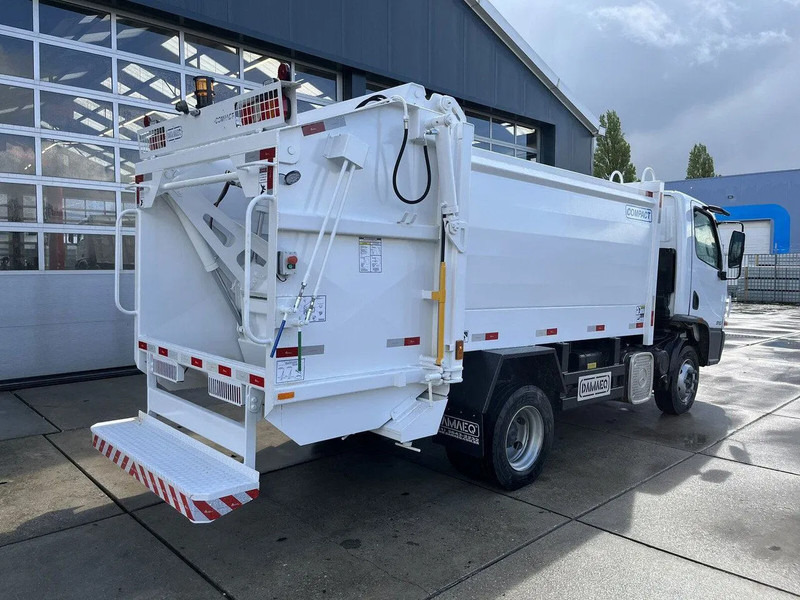 Mercedes-Benz Accelo 815 4x2 Garbage Compactor (2 units) Accelo 815 4x2 Garbage Compactor (2 units) liising Mercedes-Benz Accelo 815 4x2 Garbage Compactor (2 units) Accelo 815 4x2 Garbage Compactor (2 units): pilt 6 Mercedes-Benz Accelo 815 4x2 Garbage Compactor (2 units) Accelo 815 4x2 Garbage Compactor (2 units) liising Mercedes-Benz Accelo 815 4x2 Garbage Compactor (2 units) Accelo 815 4x2 Garbage Compactor (2 units): pilt 6