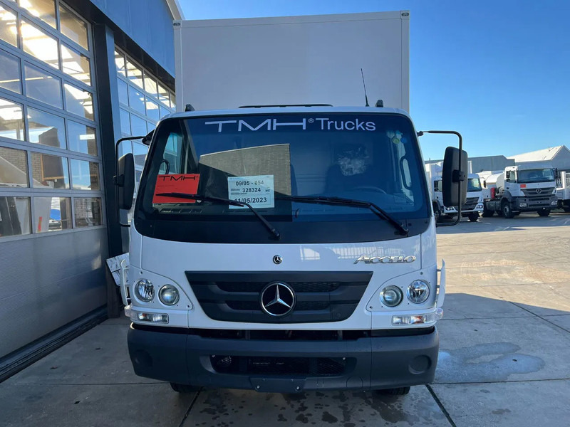Mercedes-Benz Accelo 915 4x2 Closed Cargo Truck - Kasti veoauto: pilt 4 Mercedes-Benz Accelo 915 4x2 Closed Cargo Truck - Kasti veoauto: pilt 4