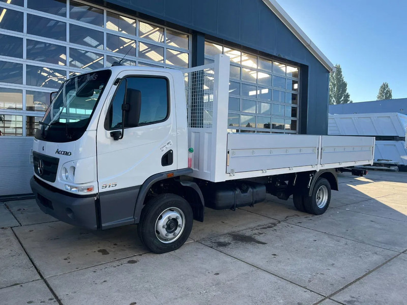 Mercedes-Benz Accelo 915 4x2 Flatbed with dropsides - Madelveok/ Platvormveok: pilt 1 Mercedes-Benz Accelo 915 4x2 Flatbed with dropsides - Madelveok/ Platvormveok: pilt 1