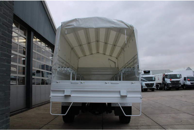 Mercedes-Benz Arocs 1836 A 4x4 Cargo Truck - Tent veoauto: pilt 4 Mercedes-Benz Arocs 1836 A 4x4 Cargo Truck - Tent veoauto: pilt 4