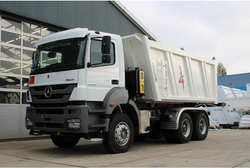 Mercedes-Benz Axor 3344 K 6x4 Tipper Truck - Kallurauto: pilt 1 Mercedes-Benz Axor 3344 K 6x4 Tipper Truck - Kallurauto: pilt 1