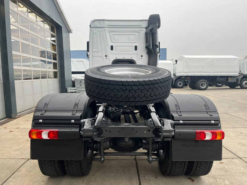 Mercedes-Benz Actros 2045 S 4x2 Tractor Head liising Mercedes-Benz Actros 2045 S 4x2 Tractor Head: pilt 10