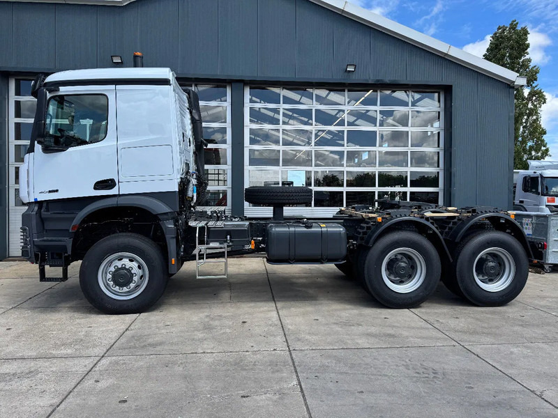 Mercedes-Benz Arocs 4058 AS 6x6 Tractor Head 180T Push Pull EURO-3 - Sadulveok: pilt 1 Mercedes-Benz Arocs 4058 AS 6x6 Tractor Head 180T Push Pull EURO-3 - Sadulveok: pilt 1