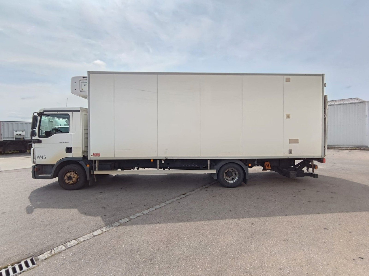 MAN TGL 12.220*Supra 1150*Bär LBW* Tiefkühler* - Külmutiga veoauto: pilt 4 MAN TGL 12.220*Supra 1150*Bär LBW* Tiefkühler* - Külmutiga veoauto: pilt 4