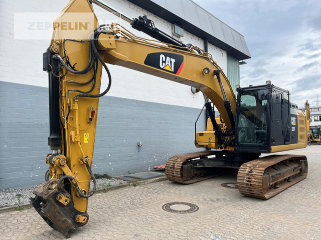 Cat 323FL - Lintekskavaator: pilt 2 Cat 323FL - Lintekskavaator: pilt 2