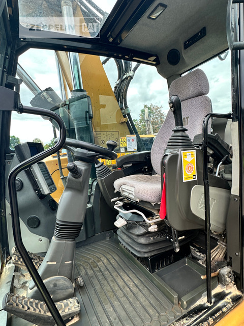 Ratastel ekskavaator Cat M320F: pilt 7