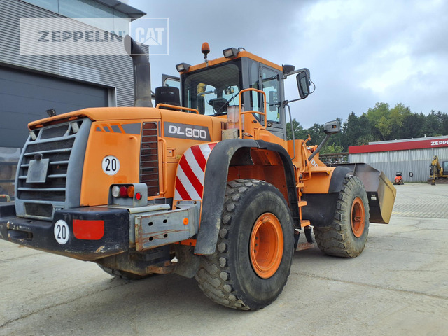 Doosan DL300 - Rataslaadur: pilt 4 Doosan DL300 - Rataslaadur: pilt 4