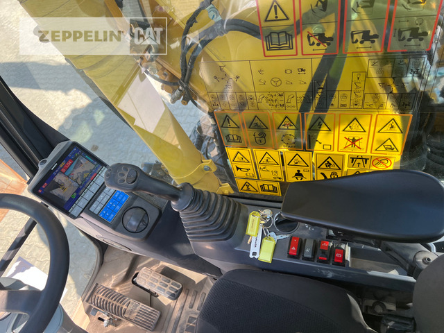 Ratastel ekskavaator Komatsu PW148-11: pilt 33
