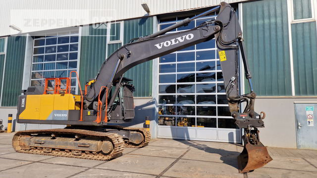 Volvo EC200E - Lintekskavaator: pilt 3 Volvo EC200E - Lintekskavaator: pilt 3