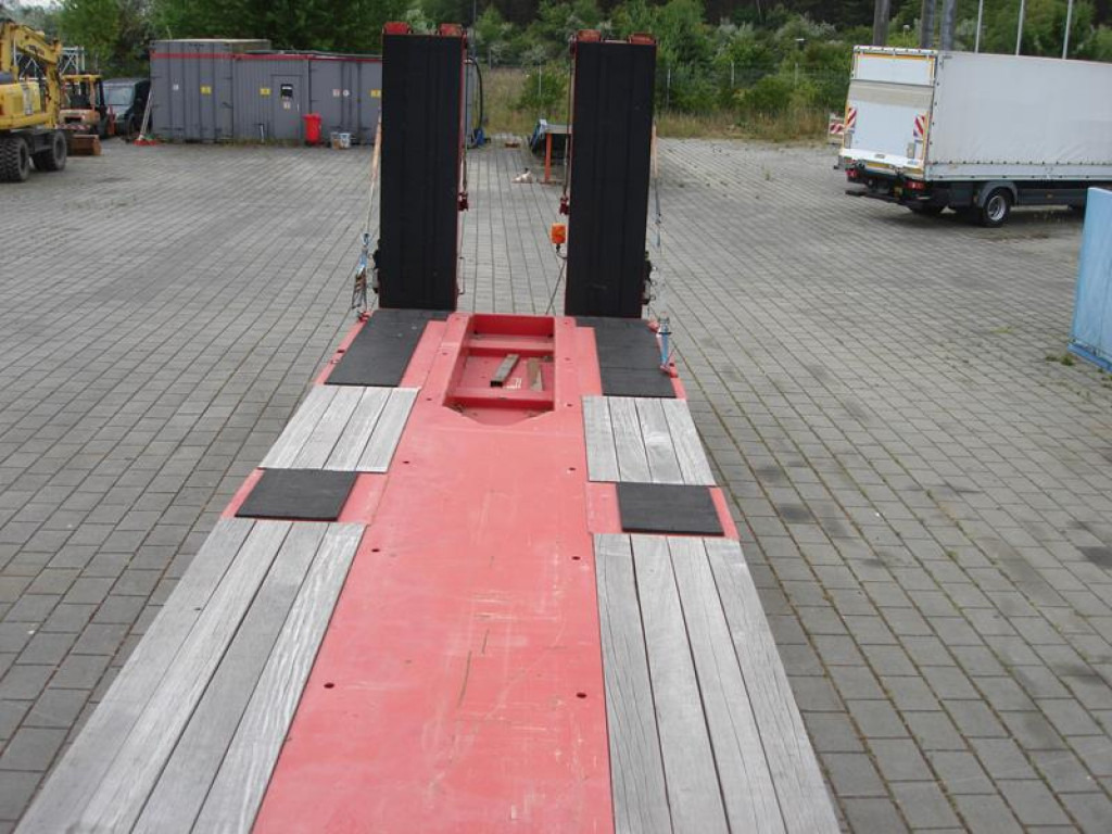 GOLDHOFER Satteltieflader STN-L 3 (245) RM Tiefladerauflieger - Madal platvormpoolhaagis: pilt 5 GOLDHOFER Satteltieflader STN-L 3 (245) RM Tiefladerauflieger - Madal platvormpoolhaagis: pilt 5