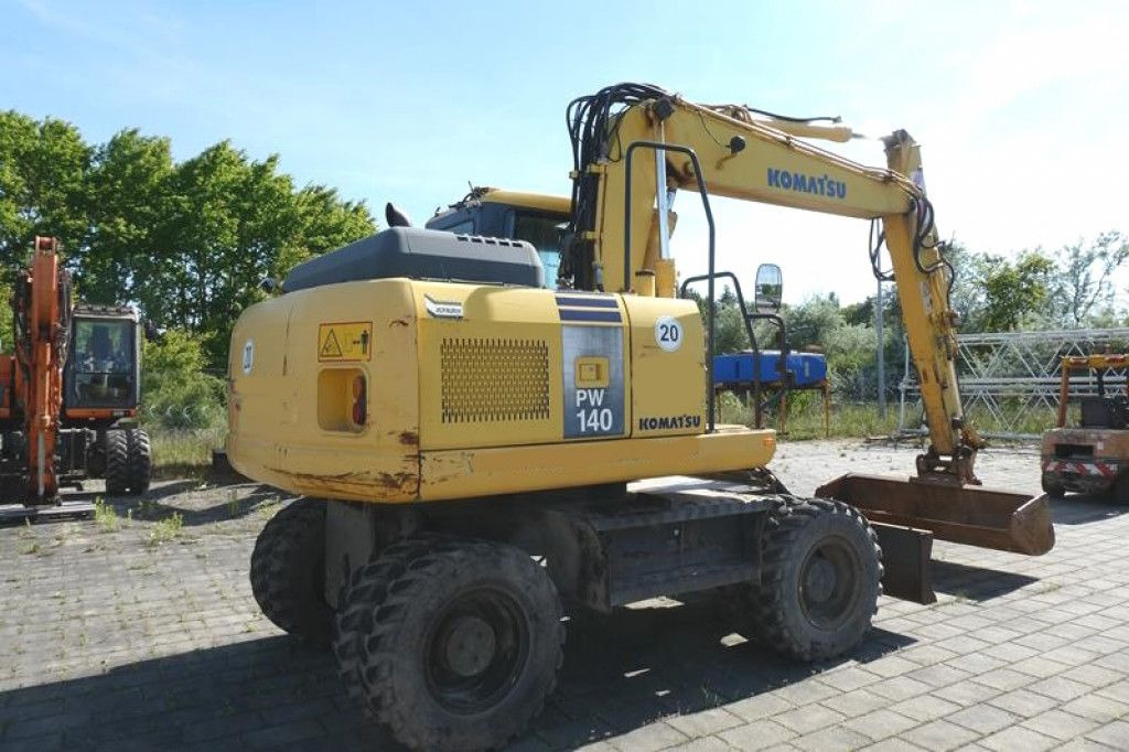 Komatsu Mobilbagger PW140-7 Mobilbagger - Ratastel ekskavaator: pilt 3 Komatsu Mobilbagger PW140-7 Mobilbagger - Ratastel ekskavaator: pilt 3