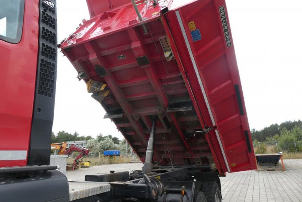 MAN TG-S 26.440 6x6 3-Achs Allradkipper Meiller - Kallurauto: pilt 5 MAN TG-S 26.440 6x6 3-Achs Allradkipper Meiller - Kallurauto: pilt 5