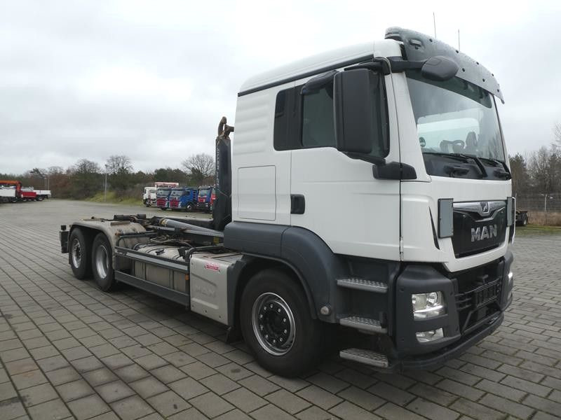 MAN TG-S 26.460 6x2-2 BL Abrollkipper Meiller, Funk - Konkstõstukiga veoauto: pilt 2 MAN TG-S 26.460 6x2-2 BL Abrollkipper Meiller, Funk - Konkstõstukiga veoauto: pilt 2
