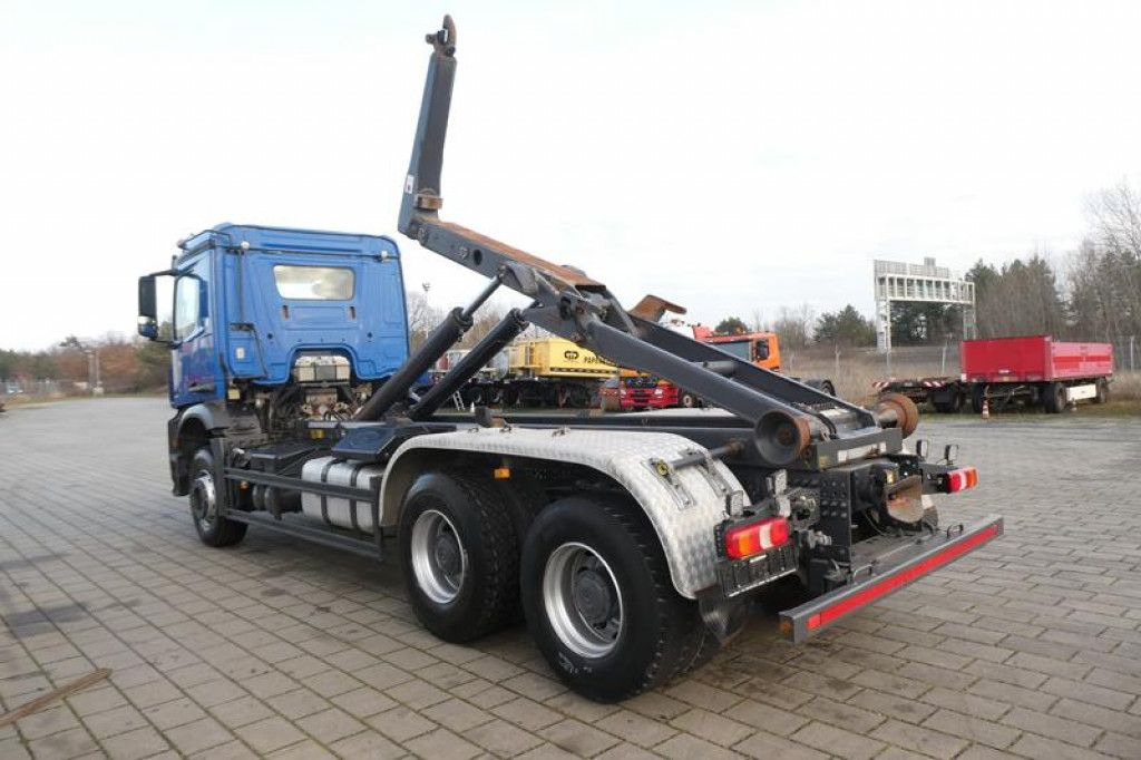 Mercedes-Benz Arocs 2645 K 6x4 Abrollkipper Meiller deutsch to - Konkstõstukiga veoauto: pilt 4 Mercedes-Benz Arocs 2645 K 6x4 Abrollkipper Meiller deutsch to - Konkstõstukiga veoauto: pilt 4