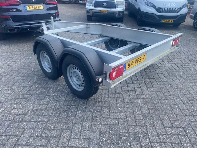 Diversen Bolle . 2 asser aanhangwagen voor kogelkoppeling 3500 kg - Šassii järelhaagis: pilt 2 Diversen Bolle . 2 asser aanhangwagen voor kogelkoppeling 3500 kg - Šassii järelhaagis: pilt 2