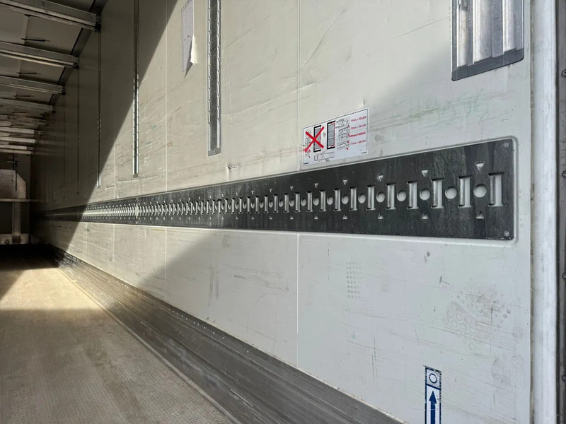 Külmutiga poolhaagis Krone koelvries met thermo king slx 300: pilt 6