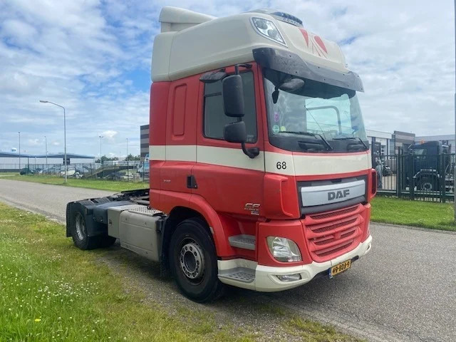 DAF CF 370 spacecab skylights - Sadulveok: pilt 2 DAF CF 370 spacecab skylights - Sadulveok: pilt 2