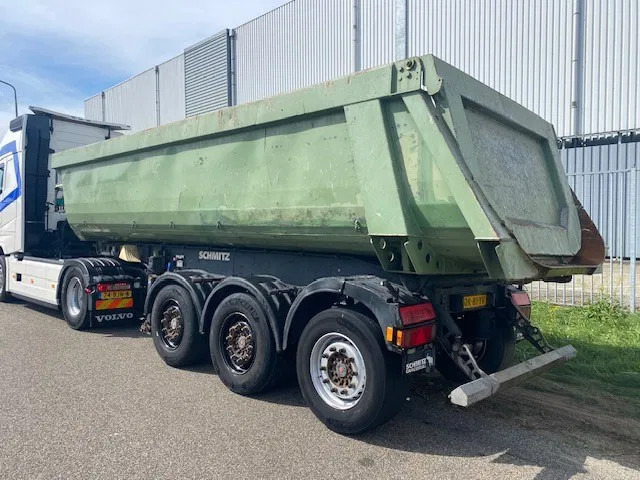 Schmitz Cargobull stalen kipper, 28 cub ,3 asser SKI 24 7.2 - Kallur-poolhaagis: pilt 3 Schmitz Cargobull stalen kipper, 28 cub ,3 asser SKI 24 7.2 - Kallur-poolhaagis: pilt 3