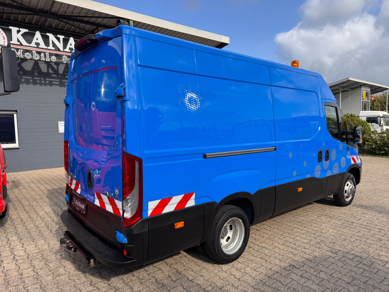 Iveco Daily Kasten 50 C 170 Werkstattwagen SORTIMO - Kaubik: pilt 3 Iveco Daily Kasten 50 C 170 Werkstattwagen SORTIMO - Kaubik: pilt 3