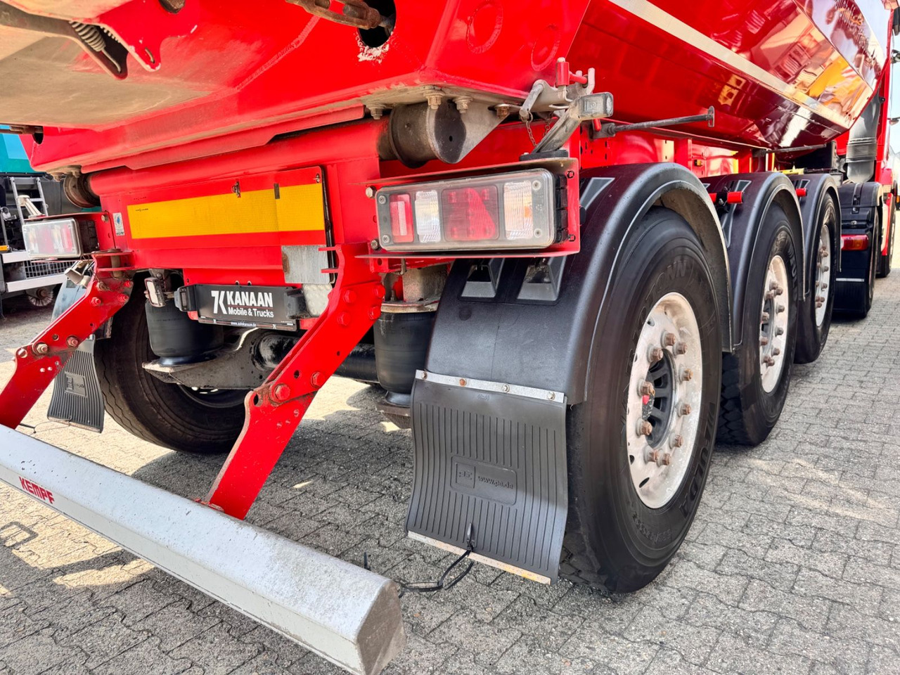 Kempf SKM 35/3 Alu Mulde ca.28m³ el. Verdeck 5.020Kg - Kallur-poolhaagis: pilt 4 Kempf SKM 35/3 Alu Mulde ca.28m³ el. Verdeck 5.020Kg - Kallur-poolhaagis: pilt 4