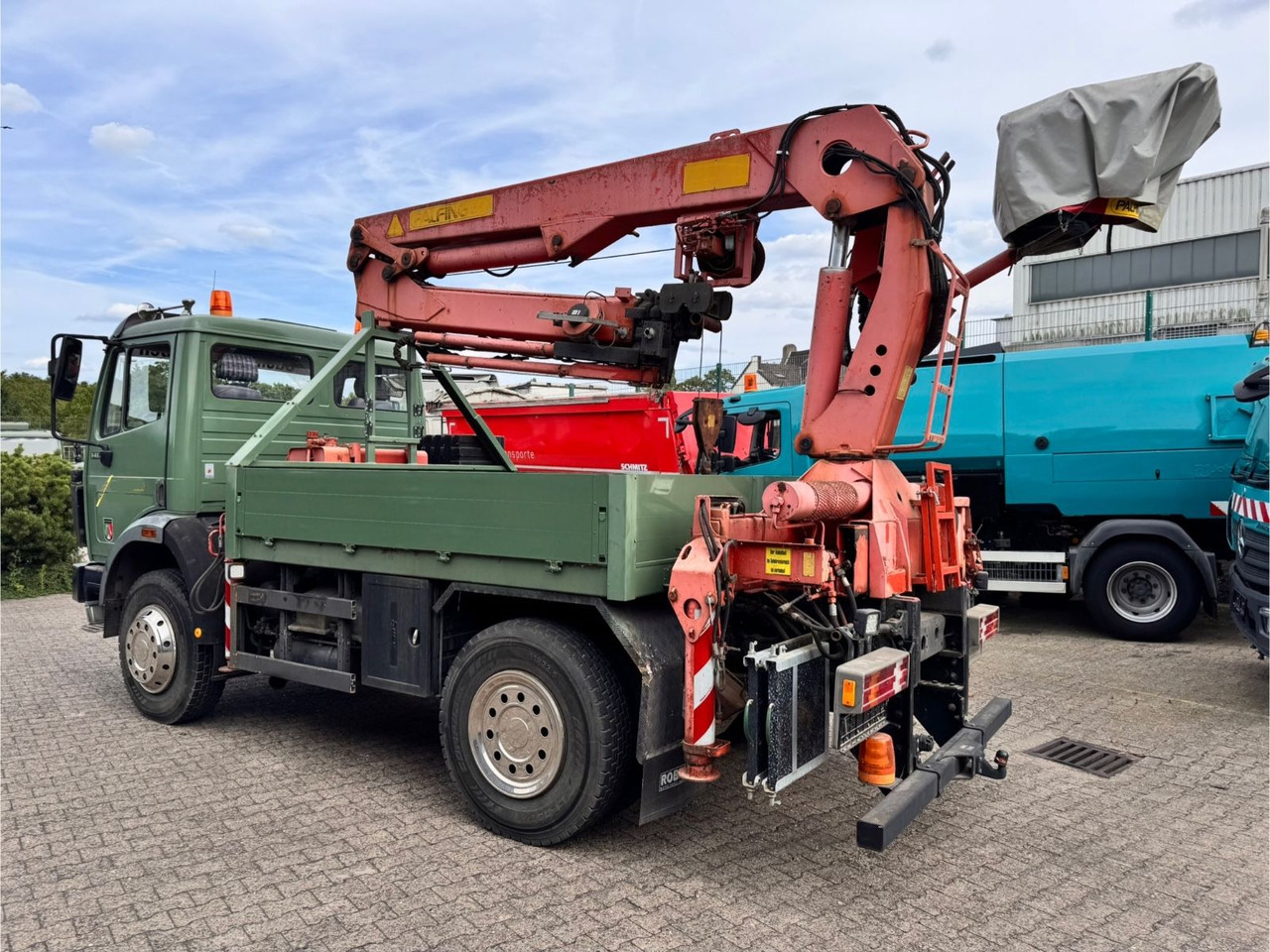 Mercedes-Benz 1417 AK Allrad Palfinger Montagekran 17,7m 64TKM - Kraanaga veoauto: pilt 4 Mercedes-Benz 1417 AK Allrad Palfinger Montagekran 17,7m 64TKM - Kraanaga veoauto: pilt 4