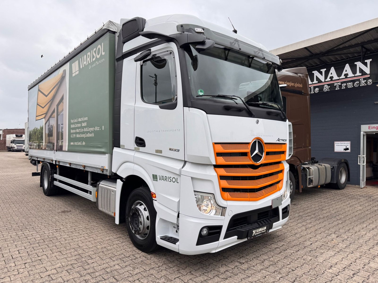 Mercedes-Benz 1833 Actros 5 StreamSPace LBW - Tent veoauto: pilt 2 Mercedes-Benz 1833 Actros 5 StreamSPace LBW - Tent veoauto: pilt 2