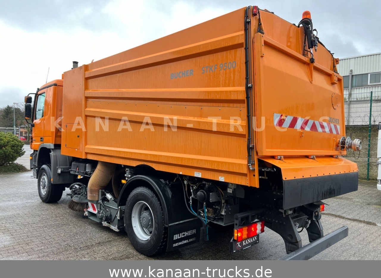 Mercedes-Benz 2032 Actros 4x4 Bucher STKF 9500 AIRPORT KLIMA - Tänavapühkimismasin: pilt 4 Mercedes-Benz 2032 Actros 4x4 Bucher STKF 9500 AIRPORT KLIMA - Tänavapühkimismasin: pilt 4