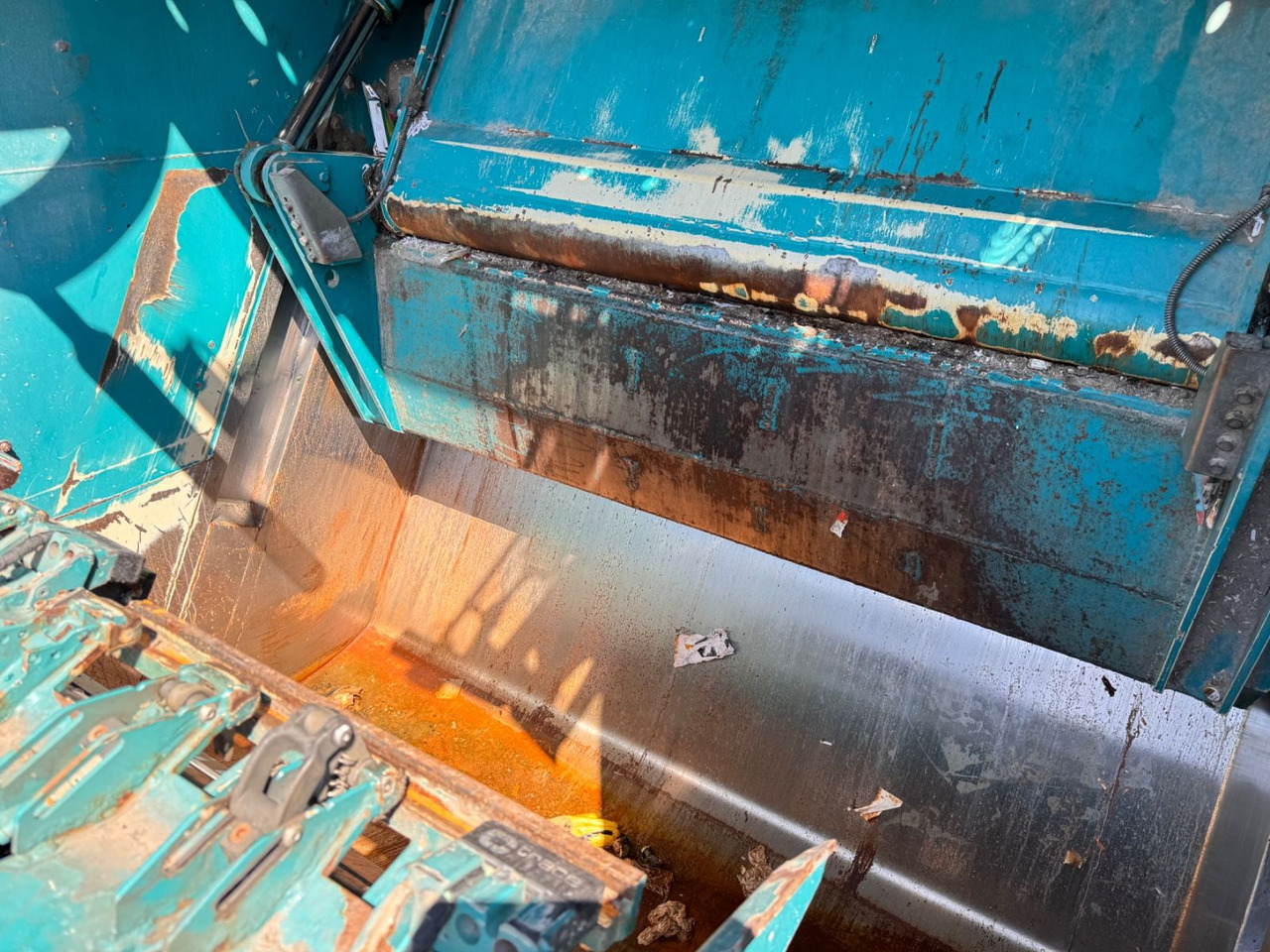 Mercedes-Benz 2533 Antos Müllwagen Zöller ATM bei 90Tkm liising Mercedes-Benz 2533 Antos Müllwagen Zöller ATM bei 90Tkm: pilt 14 Mercedes-Benz 2533 Antos Müllwagen Zöller ATM bei 90Tkm liising Mercedes-Benz 2533 Antos Müllwagen Zöller ATM bei 90Tkm: pilt 14