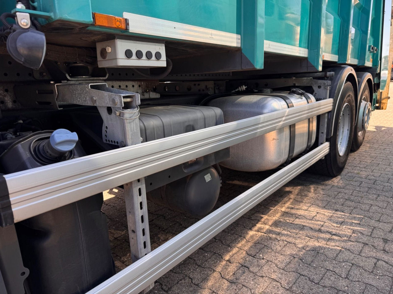 Mercedes-Benz 2533 Antos Müllwagen Zöller ATM bei 90Tkm liising Mercedes-Benz 2533 Antos Müllwagen Zöller ATM bei 90Tkm: pilt 7 Mercedes-Benz 2533 Antos Müllwagen Zöller ATM bei 90Tkm liising Mercedes-Benz 2533 Antos Müllwagen Zöller ATM bei 90Tkm: pilt 7