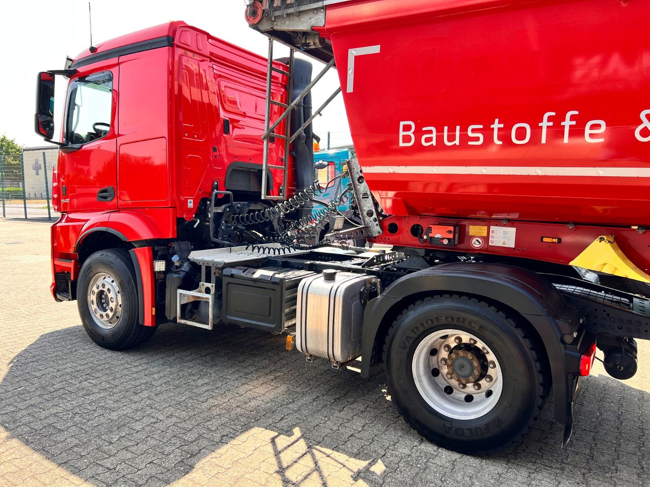 Mercedes-Benz 1846 LS Actros 5 4x2 Kipphydraulik - Sadulveok: pilt 3 Mercedes-Benz 1846 LS Actros 5 4x2 Kipphydraulik - Sadulveok: pilt 3