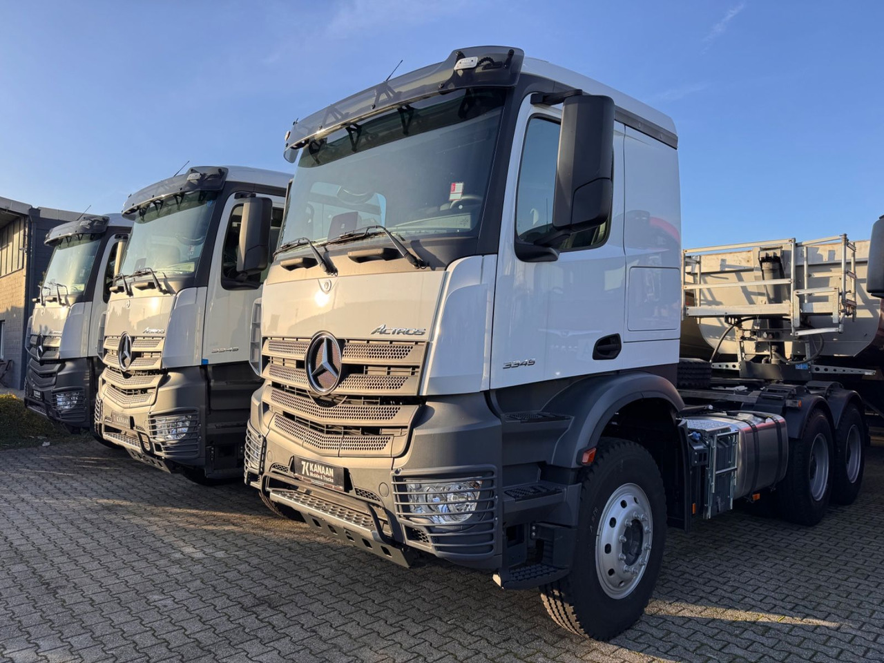 Mercedes-Benz 3345 S 6x4 Actros Manual Gear HeavyDuty NEW - Sadulveok: pilt 4 Mercedes-Benz 3345 S 6x4 Actros Manual Gear HeavyDuty NEW - Sadulveok: pilt 4