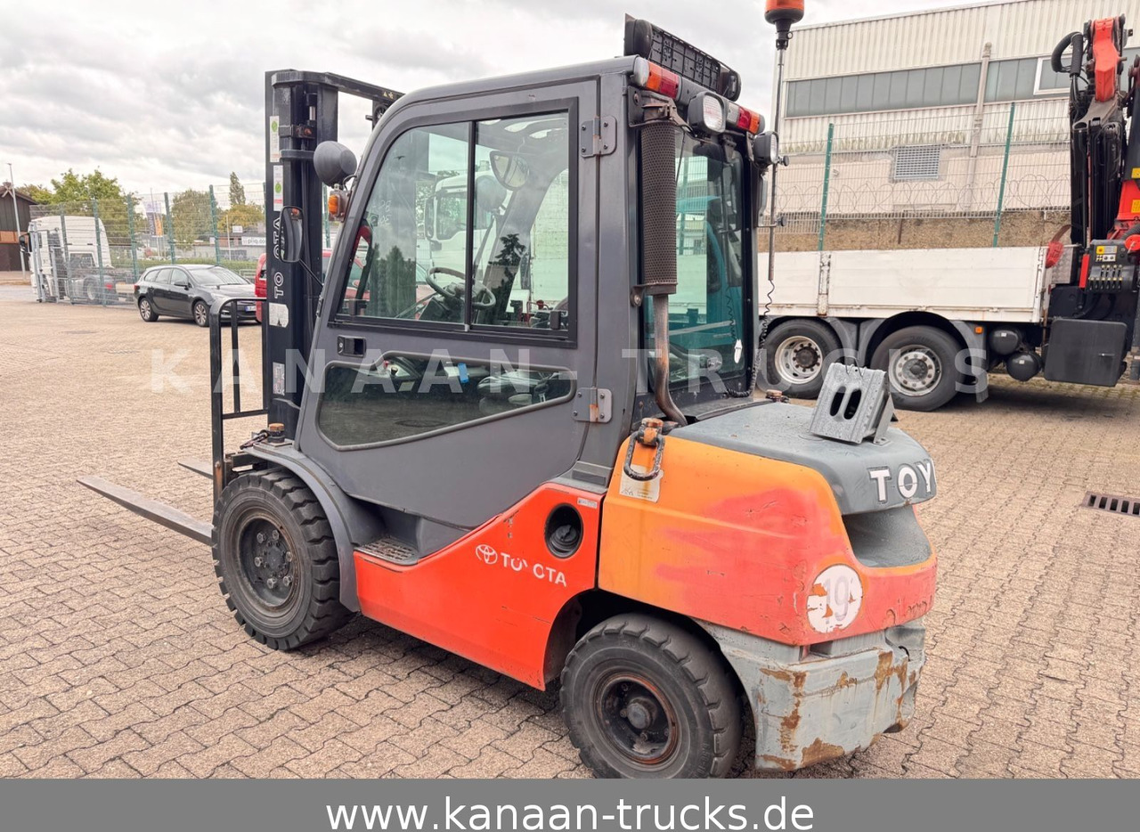 Toyota Tonero 35 Diesel Stapler 3.274h Sideshift - Diiseltõstuk: pilt 5 Toyota Tonero 35 Diesel Stapler 3.274h Sideshift - Diiseltõstuk: pilt 5