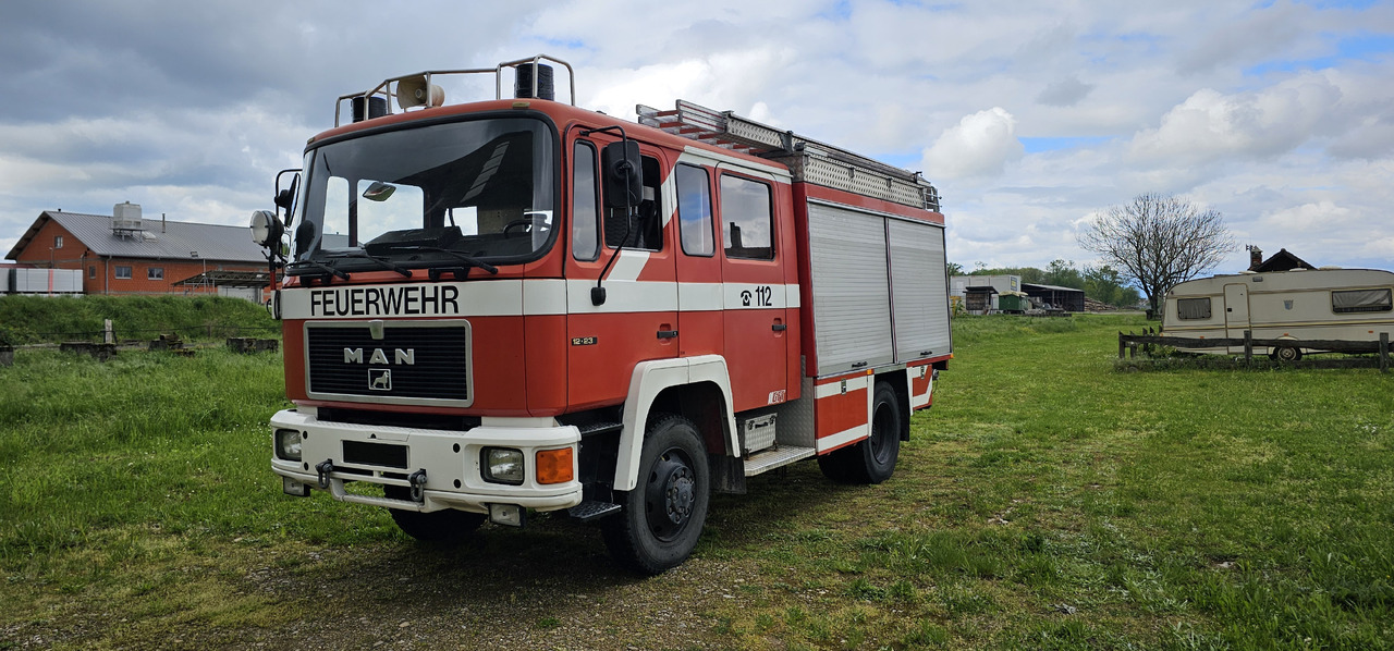 MAN 12.232 Feuerwehr Firetruck Autobomba - Tuletõrjeauto: pilt 3 MAN 12.232 Feuerwehr Firetruck Autobomba - Tuletõrjeauto: pilt 3