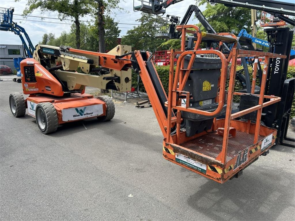 JLG E450AJ (2005) - Liigendpoom: pilt 1 JLG E450AJ (2005) - Liigendpoom: pilt 1