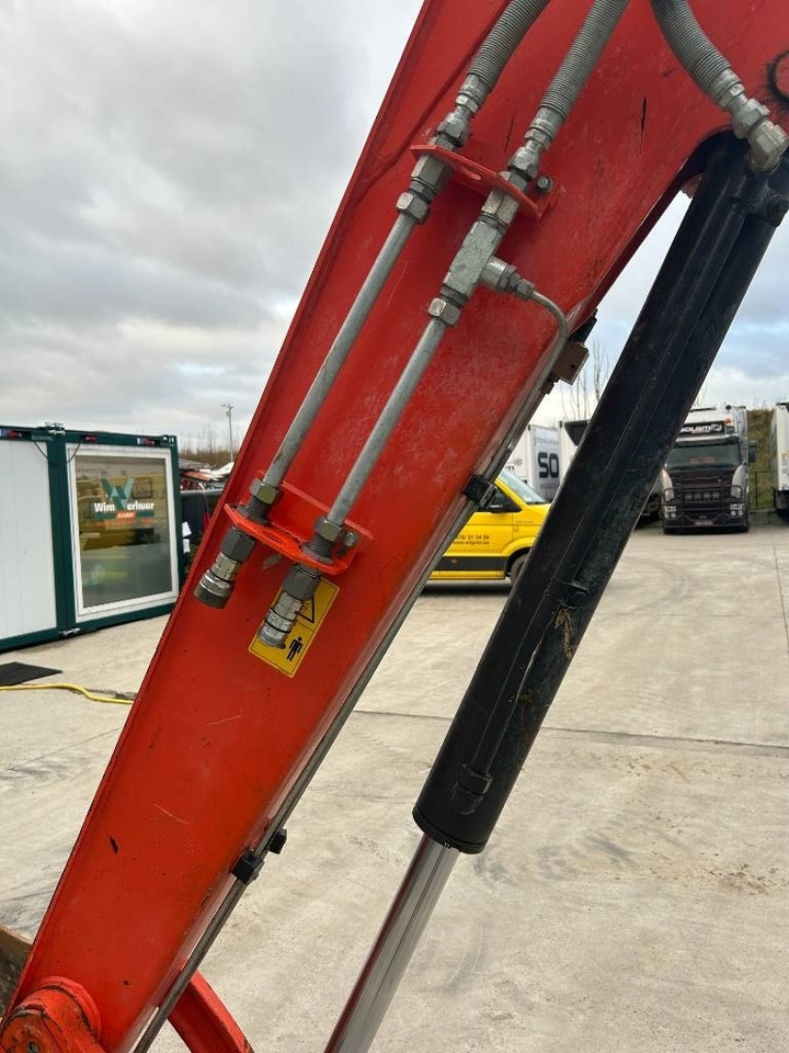 Miniekskavaator Kubota KX 080-4: pilt 9