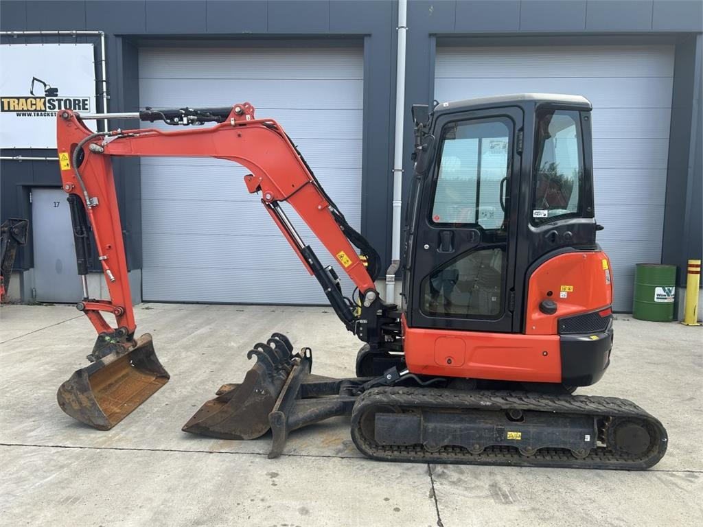 Kubota U36-4 (7398) - Miniekskavaator: pilt 1 Kubota U36-4 (7398) - Miniekskavaator: pilt 1