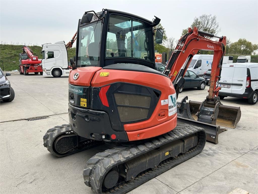 Kubota U50-5 (5024) - Miniekskavaator: pilt 3 Kubota U50-5 (5024) - Miniekskavaator: pilt 3
